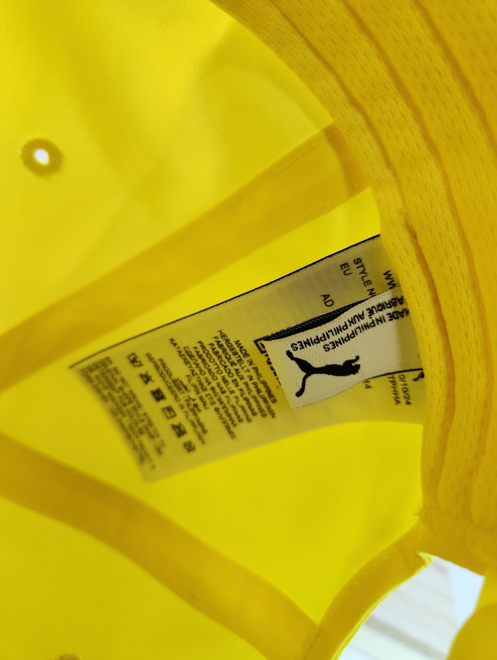 Ferrari & Puma Yellow Baseball Cap. Adjustable Hat - Picture 8 of 8